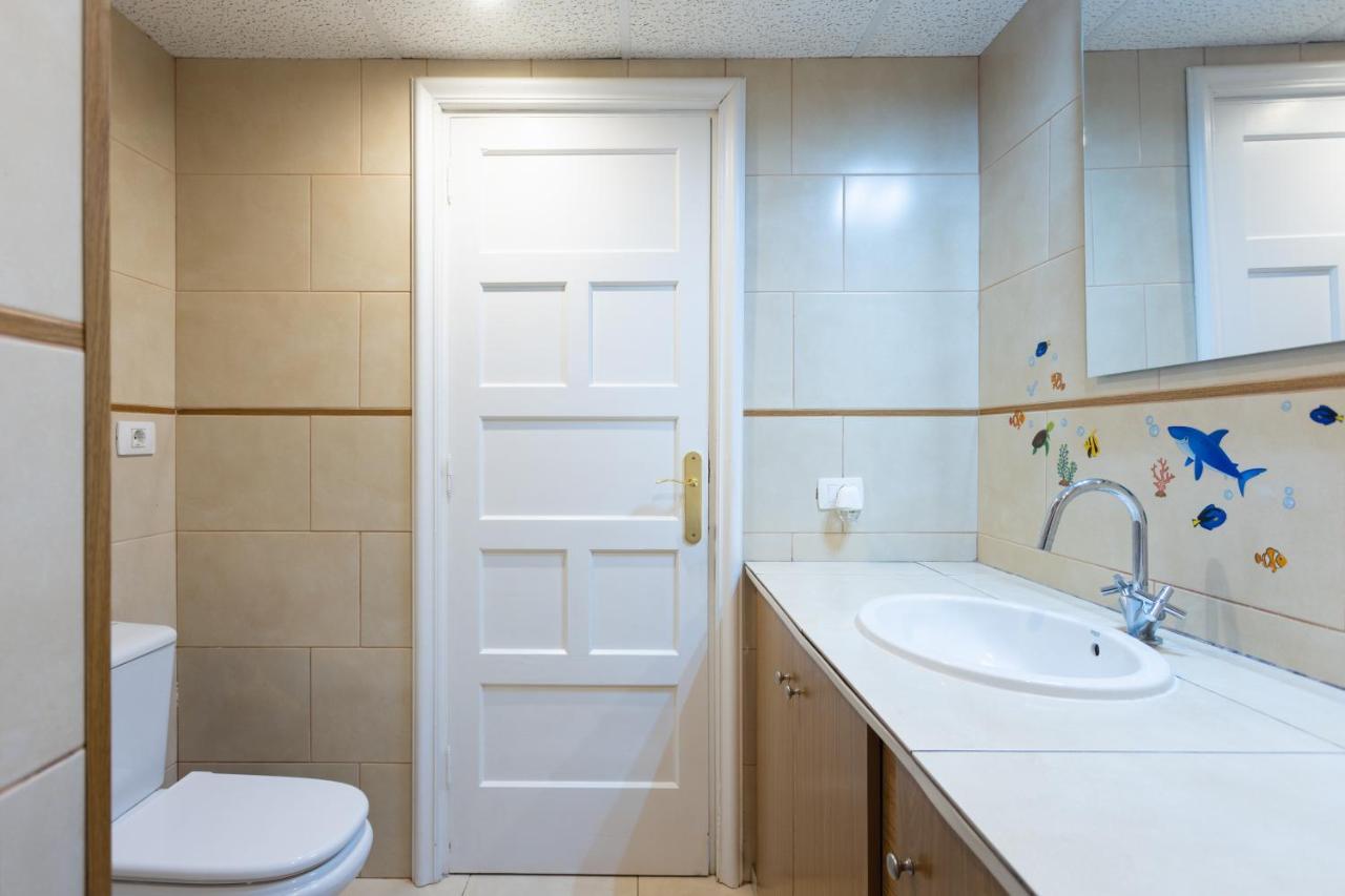 Apartment With Private Garden ปูแอร์โตเดลาครูซ ภายนอก รูปภาพ